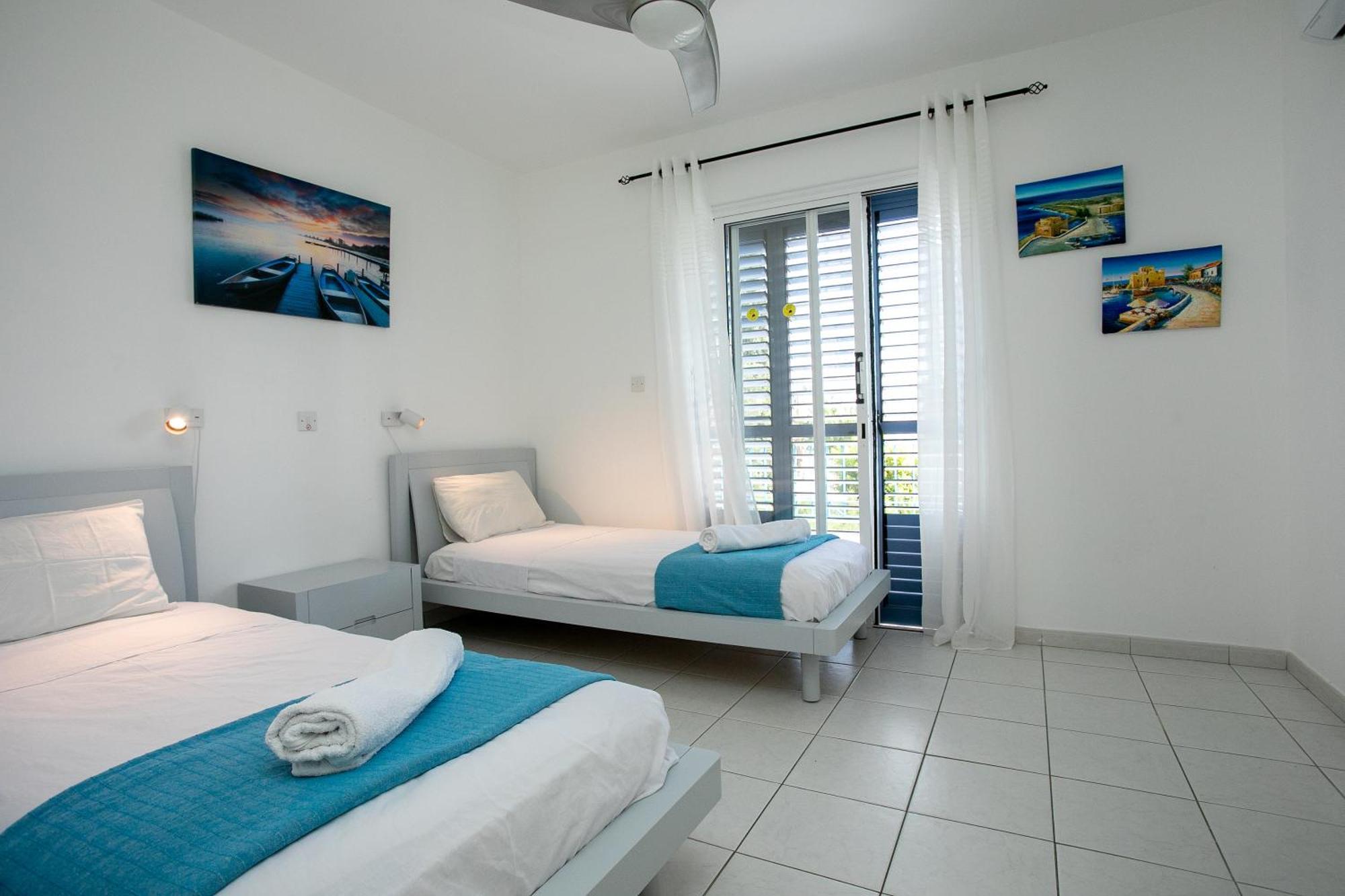 Casa Del Sol Townhouse In Iris Village Paphos Exterior foto